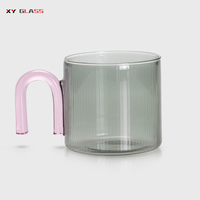 Tasse à café colorée en verre borosilicaté faite à la main à usage domestique de conception amusante décorative