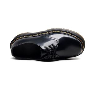 Chaussures basses en cuir décontractées de style rétro britannique classique, polyvalentes, pour couple, avec lacets - Product Image 3