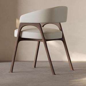 Sedia da Pranzo di Lusso BST Italiana, Design Moderno e Minimalista, con Braccioli, in Pelle Bianca, per Casa, Hotel e Ristorante - Product Image 4