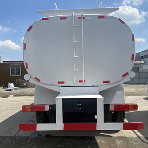 Camion-citerne à carburant Shacman F3000 6*4 20000L-25000L <span class=keywords><strong>d</strong></span>'occasion, petite <span class=keywords><strong>station</strong></span>-service à vendre - Product Image 4