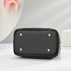 <span class=keywords><strong>Borsa</strong></span> Tote Geometrica a Forma di Coccodrillo con Tracolla Staccabile, Chiusura a Bottone, in Poliestere Impermeabile, Grande Capacità, Elegante <span class=keywords><strong>per</strong></span> Donne - Product Image 6