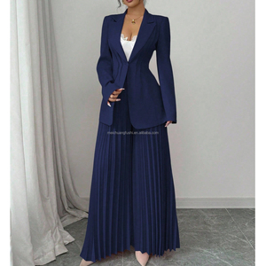 Completo da Ufficio su Misura a Due Pezzi per Donne, Tailleur con Pantaloni Plissettati per Carriera e Business - Product Image 5