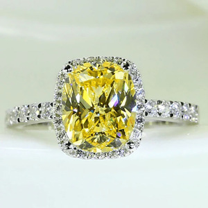 Anello Giallo a Forma Quadrata con Design a Quattro Punte, Elegante Anello da Dito per Donne - Product Image 6