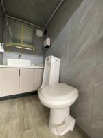 Maisons préfabriquées bon marché Toilette mobile de luxe Camion Unité de remorque Bassin de lit Toilette mobile portable pour adultes