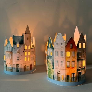 Lampada di Carta Personalizzabile con Scena Urbana, Centrotavola Decorativo, Contenitore in Vetro con Luce a Batteria per Regali e Feste - Product Image 5