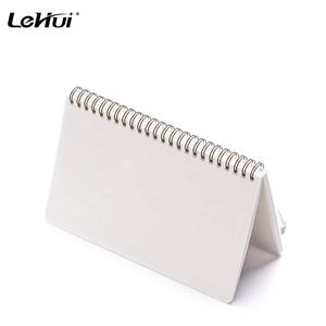 <span class=keywords><strong>Quaderno</strong></span> a spirale con <span class=keywords><strong>copertina</strong></span> bianca a griglia a punti proiettile da 80 <span class=keywords><strong>fogli</strong></span> di carta spessa da 100g/mq con chiusura a fascia elastica e adesivo colorato - Product Image 6