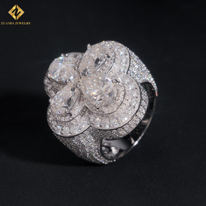 Nuevo Diseño de Moda, Anillo de Hombre con Cruz, Estilo Hip Hop, de Lujo, con Incrustaciones de 4 Piedras de Moissanita VVS Rosa en Forma de Pera, Plata de Ley S925 - Product Image 3