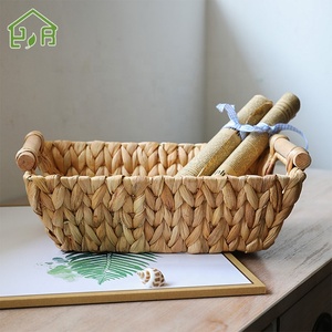 Op maat gemaakte ecologische rechthoekige bestseller opbergmand van waterhyacint met 2 houten handvatten YR Home BSCI gecertificeerd - Product Image 2