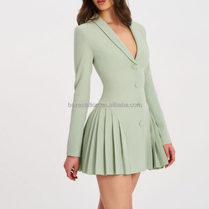 Venta al por mayor de ropa de alta gama Premium personalizada OEM/ODM Boutiques de lujo de fábrica carrera Blazer plisado detalle vestido mediano <span class=keywords><strong>para</strong></span> las <span class=keywords><strong>mujeres</strong></span> - Product Image 3