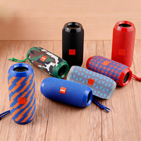 Speaker Nirkabel Portabel Tahan Air dengan Kain Pelapis, Mini Subwoofer Outdoor, Suara Surround untuk Kamar Mandi, Perjalanan, dan Rumah