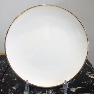ชุดเครื่องครัวเซรามิก Jingciren Boutique High Bone China สำหรับโรงแรมระดับดาว จานเซรามิกเรียบง่าย ชามข้าว ถ้วยชา บรรจุภัณฑ์กล่องของขวัญสุดหรู - Product Image 3