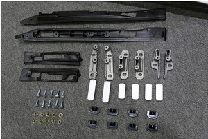 Barres <span class=keywords><strong>de</strong></span> <span class=keywords><strong>toit</strong></span> en alliage d'aluminium en gros d'usine, rails <span class=keywords><strong>de</strong></span> <span class=keywords><strong>toit</strong></span>, porte-bagages pour <span class=keywords><strong>Land</strong></span> <span class=keywords><strong>Rover</strong></span> <span class=keywords><strong>Discovery</strong></span> <span class=keywords><strong>Sport</strong></span> 2014-2018 - Product Image 4