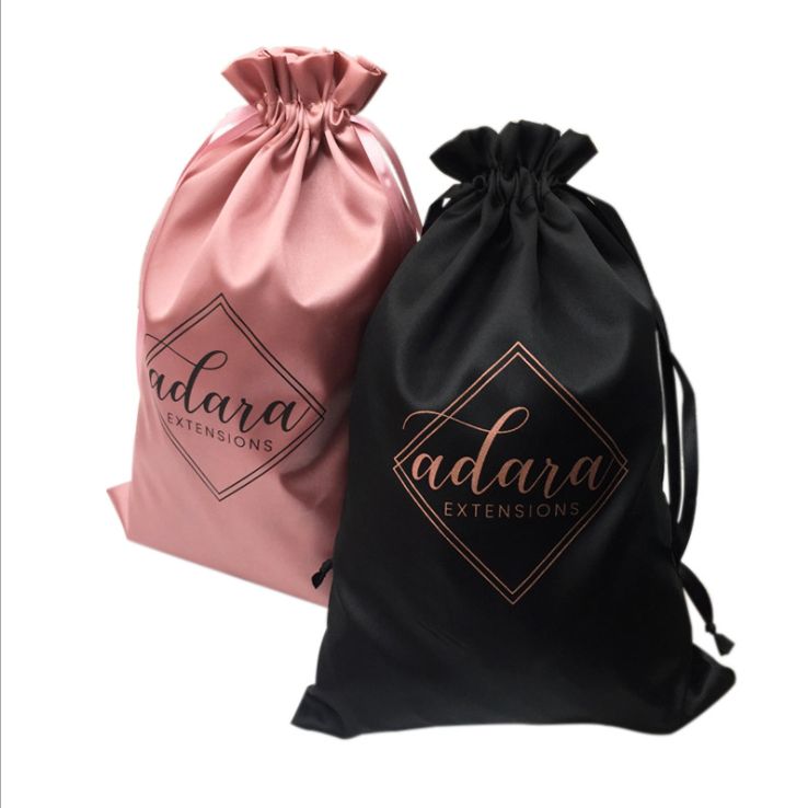 Haute qualité 100 sacs à cordon en soie noir cordon cadeau Satin sacs en soie pour vêtements