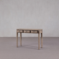 Console vintage en bois massif vieilli à trois tiroirs, design de cadre traditionnel, bureau de rangement polyvalent pour entrée