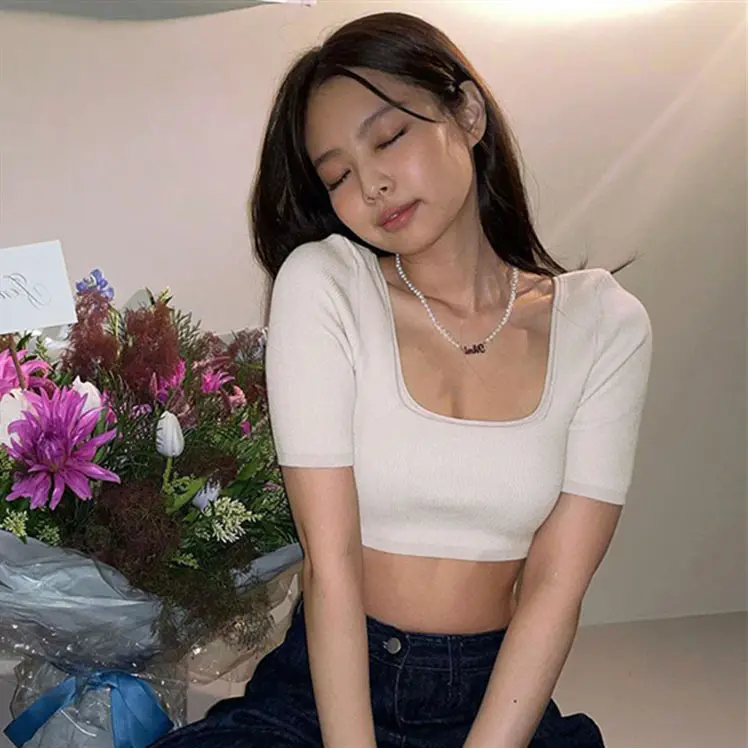 Enyami Streetwear estate ragazze adolescenti moda coreana t-shirt colletto quadrato Tee manica corta Slim donna Crop top