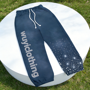 ชุดเซ็ตสเวตสูทลำลองแบบยูนิเซ็กซ์ ประดับคริสตัลวิบวับ 2 ชิ้น เสื้อฮู้ดดี้และกางเกงจ็อกเกอร์ สำหรับฤดูใบไม้ร่วงและฤดูหนาว สไตล์สตรีทแวร์ สามารถสั่งทำได้ - Product Image 3