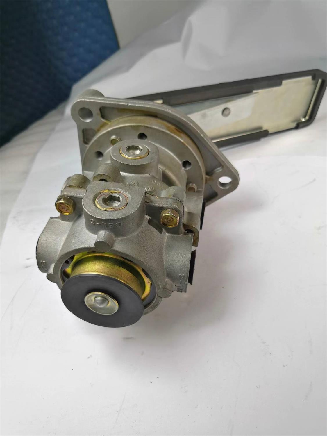 238-44-12110 421-35-11201 421-35-11302 VALVE ASS'Y for KOMATSU