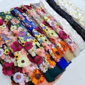 Tela de Encaje de Tul Francés Suave con Flores 3D y Bordado Multicolor para Mujer, Precio Competitivo de Affninty - Product Image 2