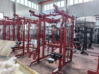 SK Factory Direct Máquina Smith de entrenamiento funcional con doble pila de pesas y crossover de cables, OEM ODM, equipo de gimnasio al por mayor, set profesional para gimnasio
