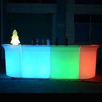 Ensemble de comptoir de bar moderne à LED, grand format, émettant de la lumière, pour extérieur, mobilier en plastique avec assemblage gratuit