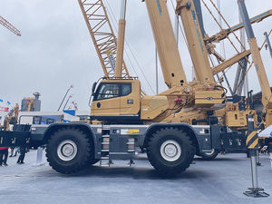 Nouvelle grue tout-terrain XCR70 de 70 tonnes, équipement de levage mobile avec flèche télescopique de 45 m pour l'exploitation minière et la construction - Product Image 6
