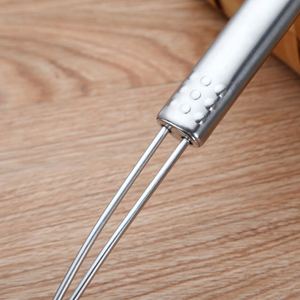 Passoire et égouttoir en fil d'acier inoxydable durable pour la cuisine domestique, les restaurants et les hôtels - Idéal pour la cuisson du lo mein et des plats à fondue - Product Image 4