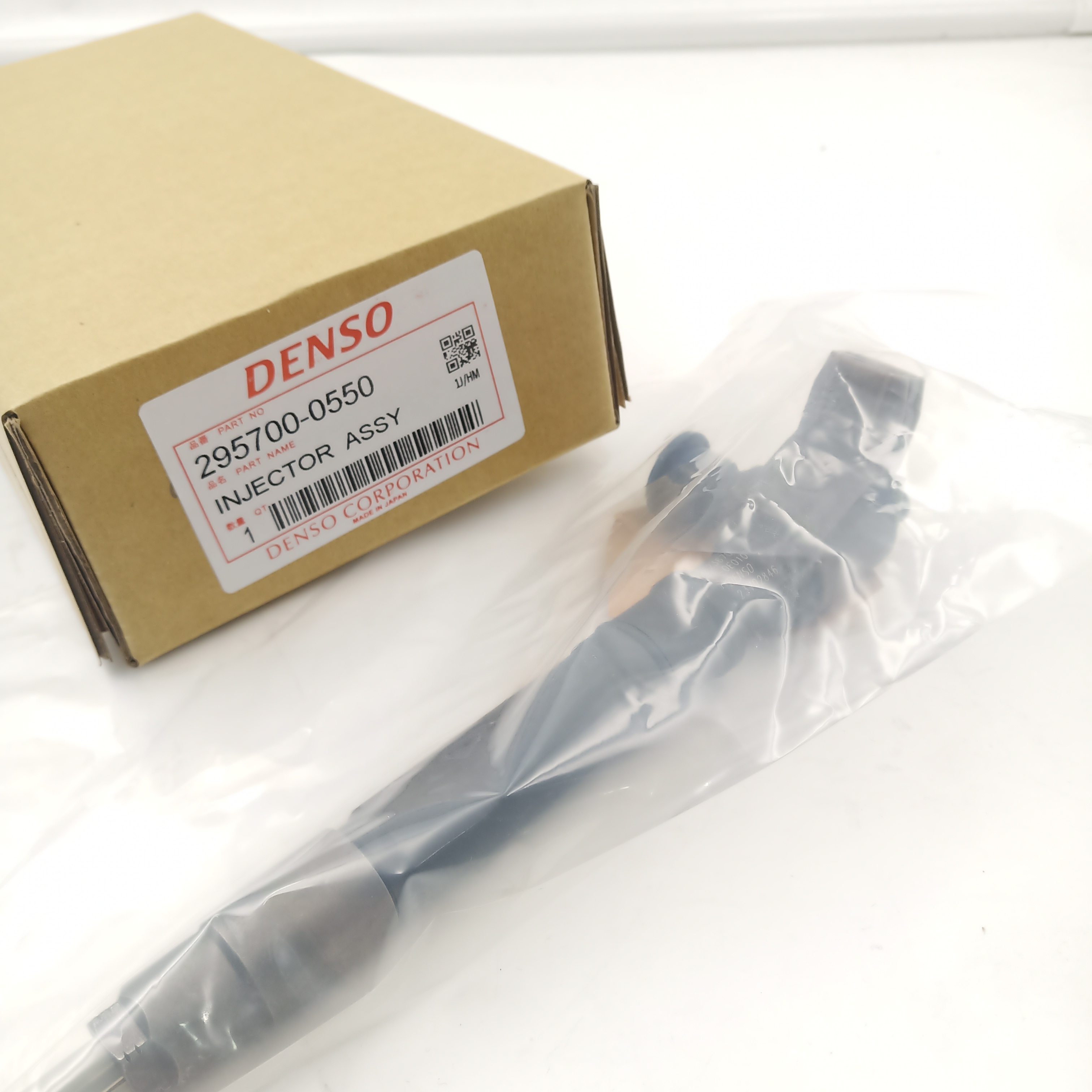 Original New Diesel Fuel Injector 295700-0550 Common Rail Injection Nozzle 23670-0E010 23670-0L020 For TOYOTA Hilux Revo 2.8L