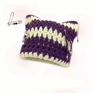 Chapeau carré punk tricoté unisexe fait main, multicolore en acrylique, idéal pour les voyages - Vente en gros - Product Image 1