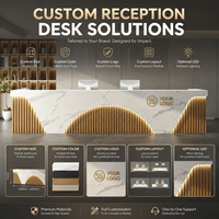 Comptoir de réception moderne et écologique sur mesure en bois brillant avec décor en arc pour hall d'hôtel, entreprise, clinique de beauté