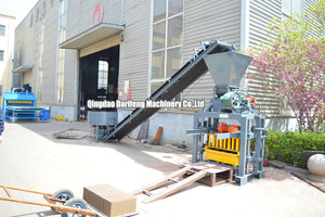 Macchina per Blocchi QT4-35: Prezzo Vantaggioso, Opportunità di Guadagno <span class=keywords><strong>da</strong></span> <span class=keywords><strong>Casa</strong></span>, Macchinario per Produzione di Mattoni - Product Image 3