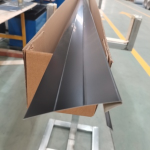 Beliebter Aluminium-Tropfkantenstreifen F5 0,4mm in Weiß und Schwarz für den US-Markt - Product Image 5