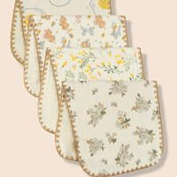 Bavoirs anti-régurgitation pour bébé en gaze de coton, bavoirs d'épaule anti-bave multicouches à imprimé dessin animé, personnalisation couleur, taille et logo disponibles