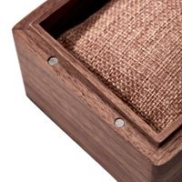 Boîte à montre en bois de noyer massif écologique, taille personnalisable, pour une seule montre-bracelet, avec logo gravable, emballage cadeau pour montre