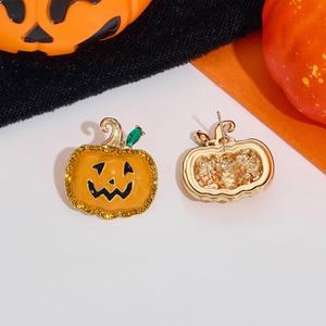 Pendientes de Calabaza Fantasma de Alta Gama para Halloween, Estilo Europeo Americano, Elegantes Pendientes de Aleación con Forma de Calabaza para Mujer - Product Image 3
