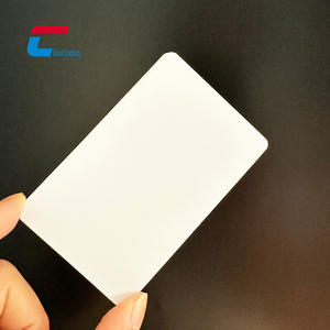 Tarjeta de Visita Inteligente NFC RFID NTAG213/NTAG216 de PVC Blanca Imprimible para Uso en Hoteles, Resistente al Agua y a la Intemperie, Impresión CMYK - Product Image 1