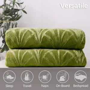 Superweiche geprägte Decke weiche flauschige Sofa aus Samt Flannel Fleece wintergrüne Decke mit dekorativem Vintage-Muster