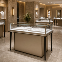 Vitrine autoportante en fer pour bijoux avec éclairage LED, en verre et bois écologiques, idéale pour les magasins de détail et centres commerciaux