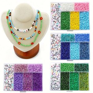 Kit de Fabricación de Joyas, Caja de 6 Compartimentos, Cuentas de Vidrio Coloridas con Letras Acrílicas, Set para Manualidades DIY - Product Image 1