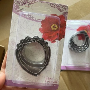 Haute qualité 4 pièces/ensemble <span class=keywords><strong>pivoine</strong></span> pétale <span class=keywords><strong>emporte</strong></span>-pièce en acier inoxydable Fondant Biscuit Cutter - Product Image 2