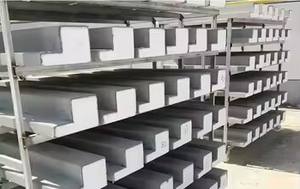 Colonna Romana in EPS con Linee Decorative per Decorazione Esterna di Ville, Centri Commerciali e Scuole - Product Image 5