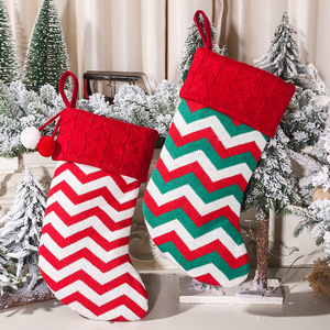 Calze natalizie in maglia con renne e fiocchi di neve, con sacchetti regalo per dolcetti, ideali come decorazioni da appendere all'albero di <span class=keywords><strong>Natale</strong></span> per feste per bambini - Product Image 2