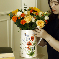 Réservoir d'eau en céramique de style rustique avec une capacité de plus de 2000 ml, pot à boisson pour consommation directe et vase décoratif pour fêtes