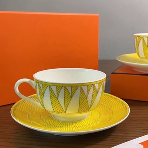 ขายส่งชุดกล่องของขวัญสุดหรูขายดีพร้อมถ้วยและจานรอง - Product Image 2