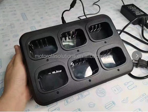 Originale PMLN6685A <span class=keywords><strong>Walkie</strong></span> <span class=keywords><strong>Talkie</strong></span> caricatore 6 vie, per due vie Radio batteria adattatore stazione di ricarica per <span class=keywords><strong>Walkie</strong></span> <span class=keywords><strong>Talkie</strong></span> Motorola - Product Image 2