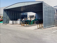 Auvent d'entrepôt avec structure en acier galvanisé épaissi, tente coulissante réglable par poussée et traction pour la logistique, le stockage industriel et le stationnement
