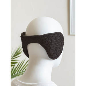 Manchettes Porle Black Ear-Ear Design pour le confort et le style - Product Image 1