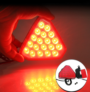 Troisième <span class=keywords><strong>feu</strong></span> stop <span class=keywords><strong>triangulaire</strong></span> style F1 - Lampe de sécurité arrière clignotante 12V - Product Image 6