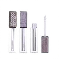 Vente en gros de 3ml d'autocollant brillant vide en plastique contenant de brillant à lèvres emballage cosmétique tube de brillant à lèvres