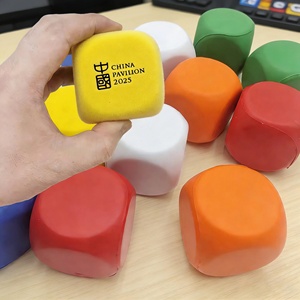 Nouvelles balles anti-stress en mousse PU avec logo personnalisé, jouet en forme de dés, vente en gros, balles anti-stress douces pour cadeau promotionnel - Product Image 6