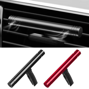 Ambientador Metálico Premium para Coche con Clip de Ventilación y 4 Almohadillas de Recarga, Fragancia Duradera para el Interior del Automóvil, Frescura de Más de 60 Días - Product Image 1